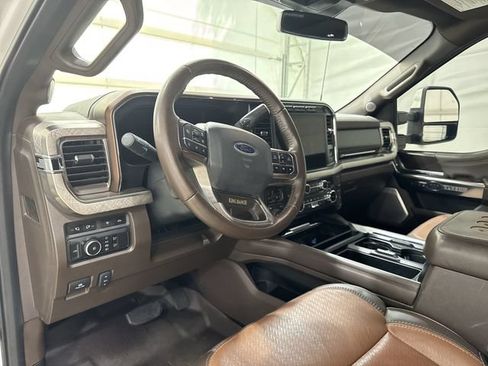 Used 2024 Ford F250 King Ranch w/ Chrome Package AWD/4WD image 10