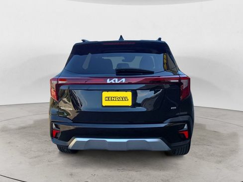 Used 2024 Kia Seltos S AWD/4WD image 6