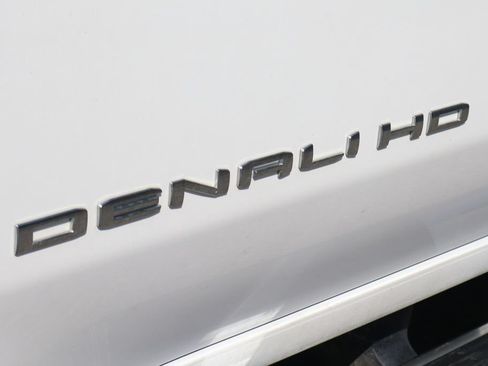 Used 2021 GMC Sierra 2500 Denali w/ Denali Ultimate Package AWD/4WD image 66