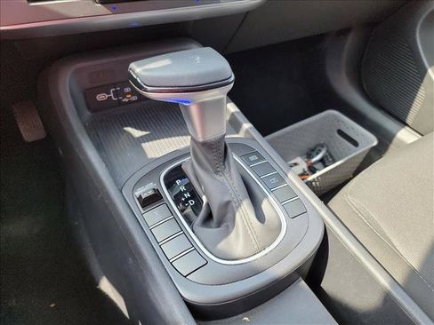 Used 2025 Hyundai Kona SEL AWD/4WD image 22