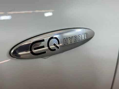 Certified 2025 Mercedes-Benz GLE 450e 4MATIC image 22