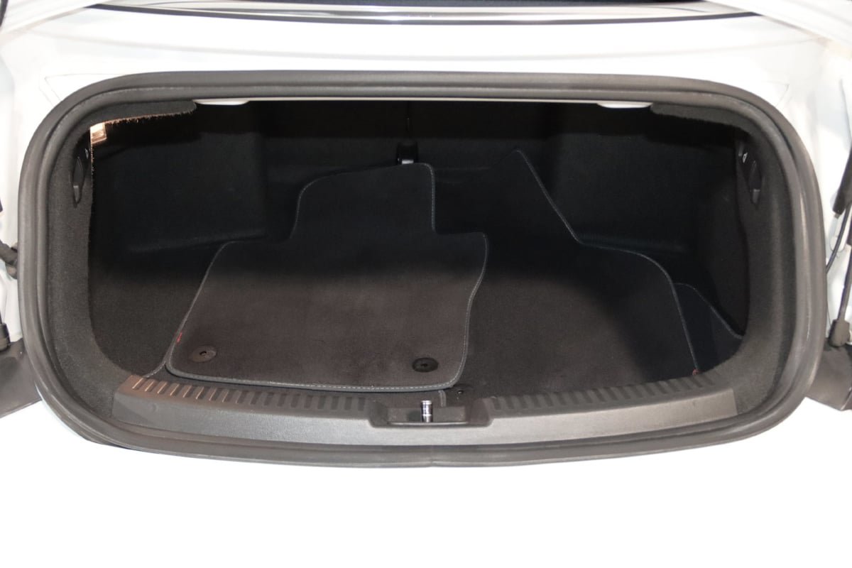 Used 2016 Volkswagen Beetle 1.8T Denim FWD image 67