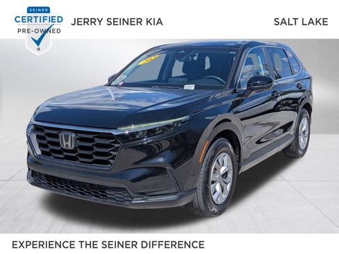 Used 2025 Honda CR-V LX image 1
