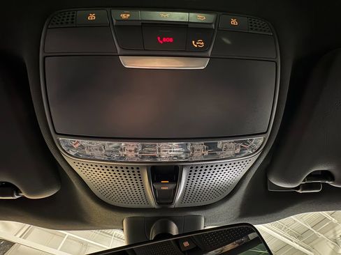 Used 2020 Mercedes-Benz C 300 4MATIC Coupe image 31