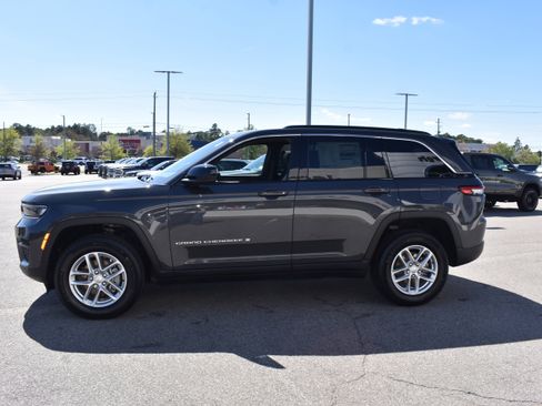 New 2026 Jeep Grand Cherokee Laredo X RWD image 6