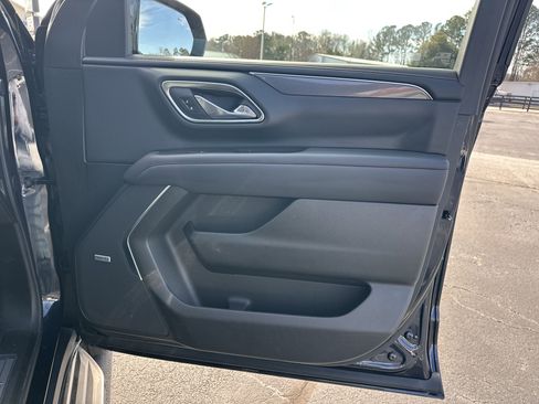 Certified 2024 Chevrolet Tahoe RST w/ Luxury Package image 15