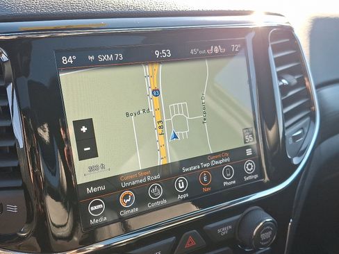 Used 2022 Jeep Grand Cherokee Laredo X image 17