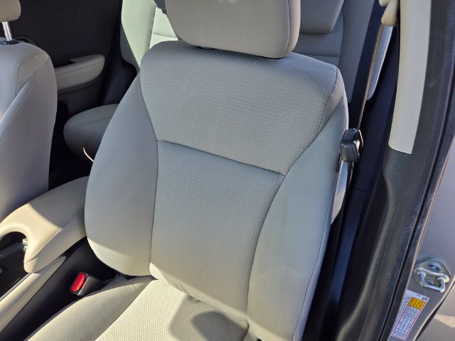 Used 2021 Honda HR-V LX image 14