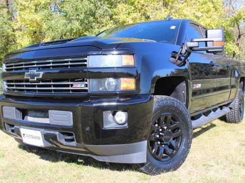 Used 2017 Chevrolet Silverado 2500 LTZ w/ Duramax Plus Package image 13