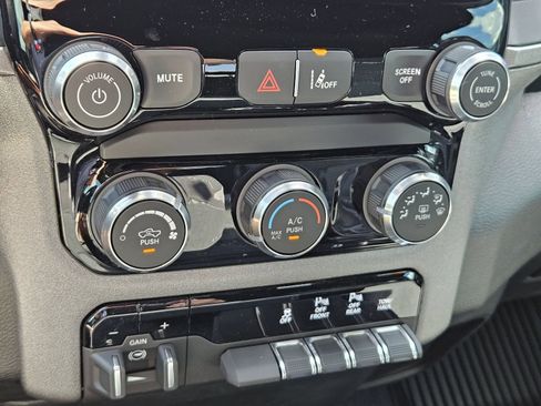 New 2026 RAM 1500 Classic Warlock image 23