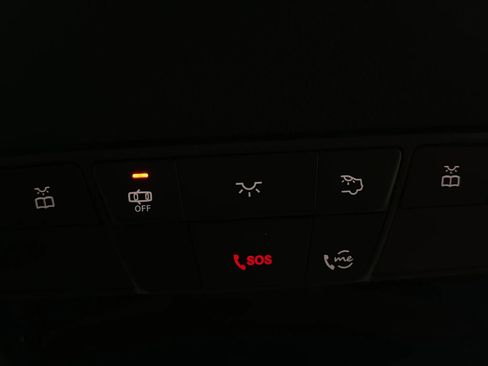 Used 2023 Mercedes-Benz E 450 Coupe image 38