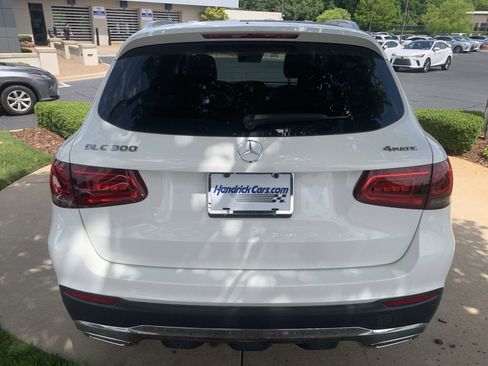 Used 2020 Mercedes-Benz GLC 300 4MATIC image 9