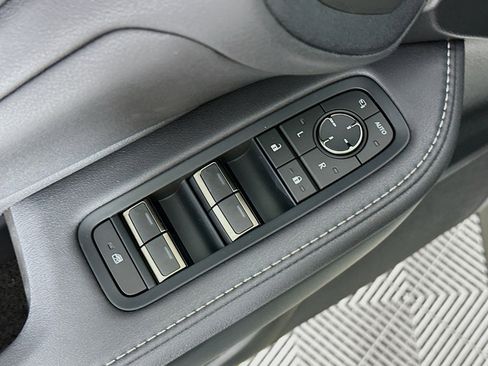 New 2026 Lexus TX 350 AWD image 18