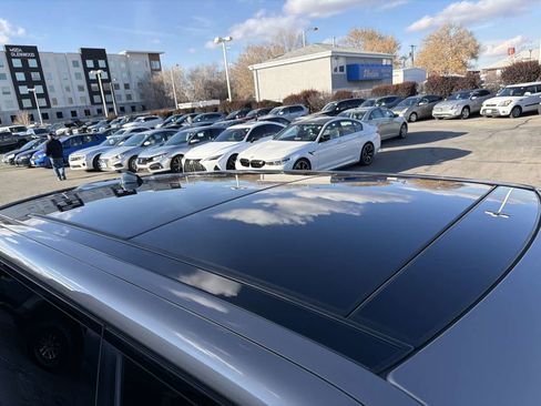 Used 2018 Land Rover Range Rover Sport HSE image 20