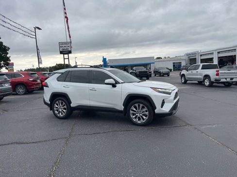 Used 2025 Toyota RAV4 Limited FWD image 2