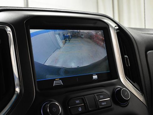 Used 2022 Chevrolet Silverado 1500 RST AWD/4WD image 15
