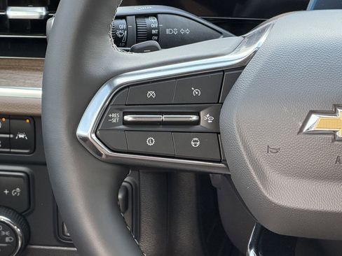 New 2026 Chevrolet Suburban High Country image 13