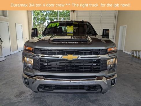 Used 2025 Chevrolet Silverado 2500 LT w/ Convenience Package AWD/4WD image 9