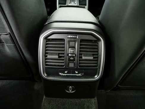 Used 2023 Porsche Macan S w/ Premium Package Plus AWD/4WD image 21