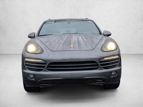 Used 2012 Porsche Cayenne image 2