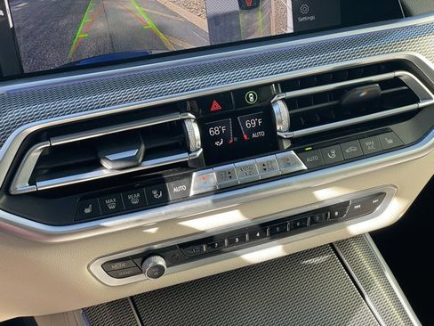 Used 2021 BMW X5 xDrive40i w/ M Sport Package image 20