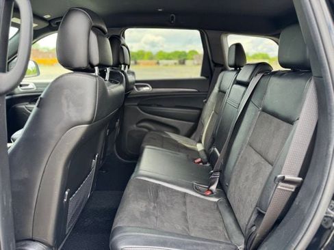 Certified 2021 Jeep Grand Cherokee Laredo X image 11