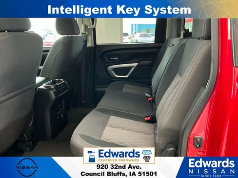 Used 2024 Nissan Titan SV w/ SV Convenience Package AWD/4WD image 15