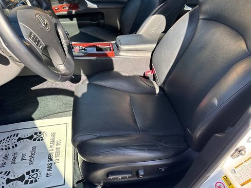 Used 2008 Lexus IS 250 w/ Premium Pkg RWD image 16