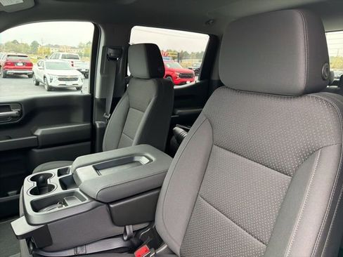 New 2026 Chevrolet Silverado 1500 W/T image 10