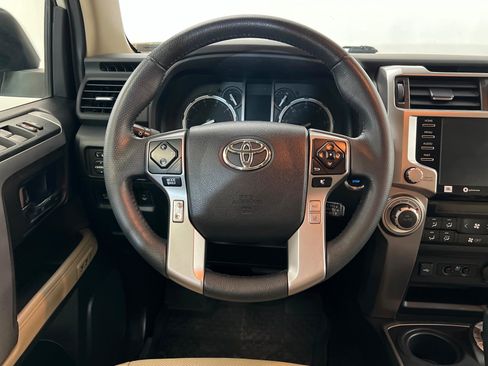 Certified 2022 Toyota 4Runner Limited AWD/4WD image 13