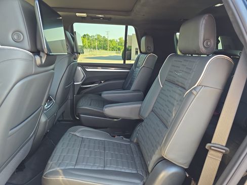 Certified 2026 Cadillac Escalade V AWD/4WD image 15