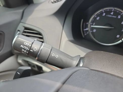 Used 2018 Acura MDX SH-AWD image 24