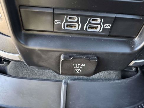 Used 2022 RAM 1500 Big Horn AWD/4WD image 23