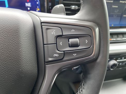 Used 2024 Chevrolet Silverado 1500 High Country w/ Technology Package image 21