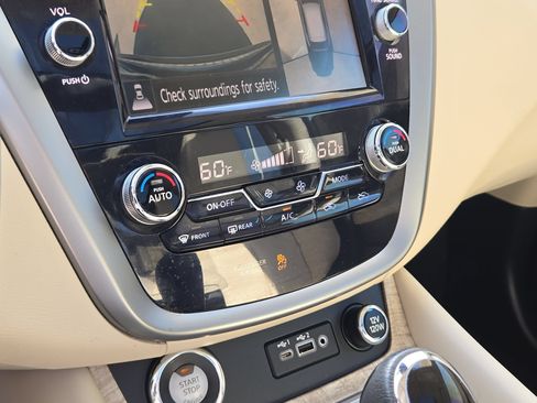 Used 2023 Nissan Murano SL w/ SL Moonroof Package FWD image 20