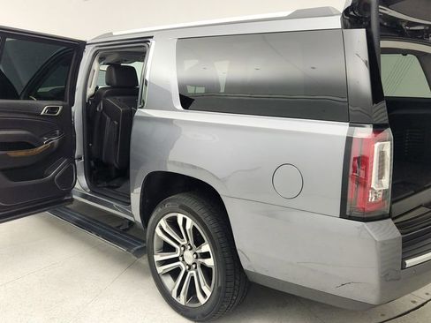 Used 2020 GMC Yukon XL Denali w/ Open Road Package image 12