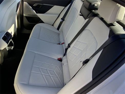 Certified 2025 BMW 530i 530i image 19