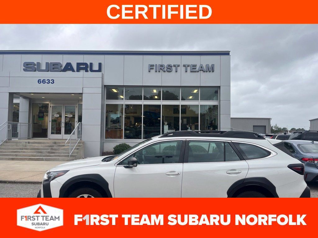 Used 2025 Subaru Outback AWD/4WD image 1