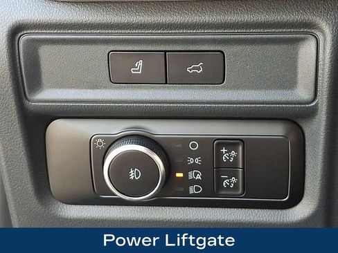 Used 2024 Ford Expedition Max XLT AWD/4WD image 9