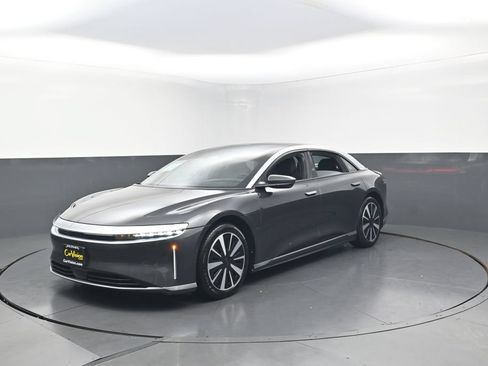 Used 2023 Lucid Air Touring AWD/4WD image 39