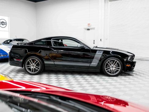 Used 2013 Ford Mustang Boss 302 RWD image 7