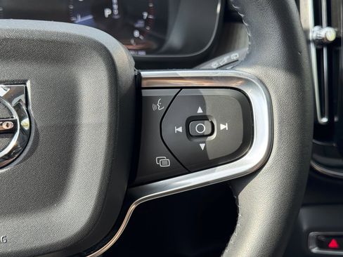 Used 2019 Volvo XC40 T5 Inscription AWD/4WD image 24