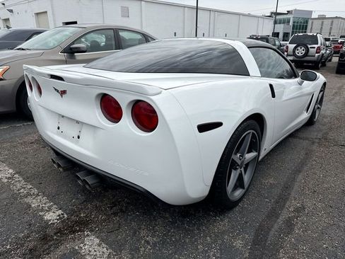 Used 2007 Chevrolet Corvette Base w/ Preferred Equipment Group image 4