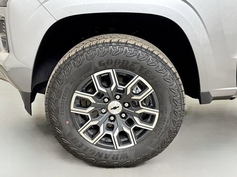 New 2026 Chevrolet Colorado Z71 w/ Technology Package image 19