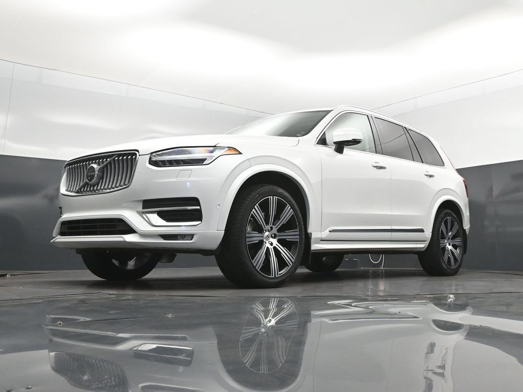 Used 2023 Volvo XC90 B6 Ultimate w/ Protection Package Premier AWD/4WD image 38
