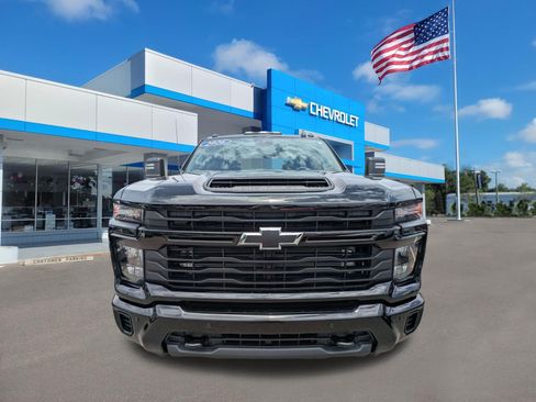 Used 2026 Chevrolet Silverado 2500 Custom w/ Custom Value Package AWD/4WD image 8