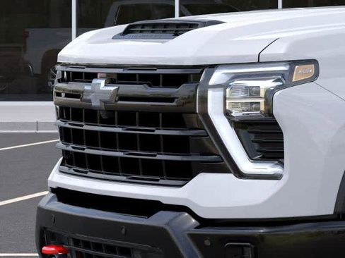 New 2026 Chevrolet Silverado 2500 LT image 13