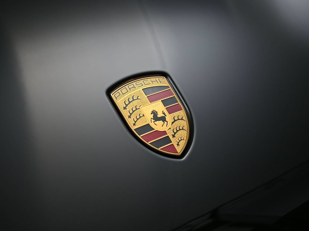 Certified 2026 Porsche Macan AWD/4WD image 13