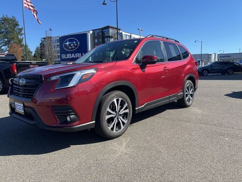 Used 2024 Subaru Forester Limited image 3