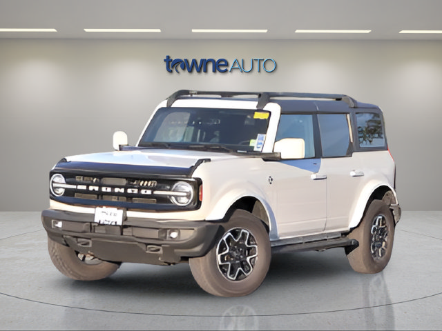 Used 2022 Ford Bronco Outer Banks AWD/4WD image 9